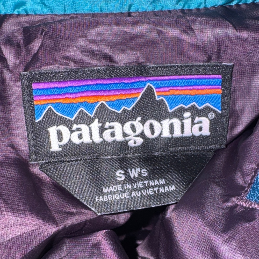 Patagonia size Small S Women's Teal Puffer Jacket - Picture 10 of 11